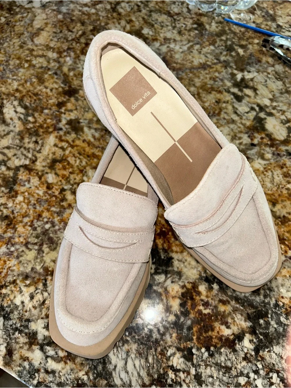 Dolce Vita Elias Loafers Flats 8 Tan Cream Suede